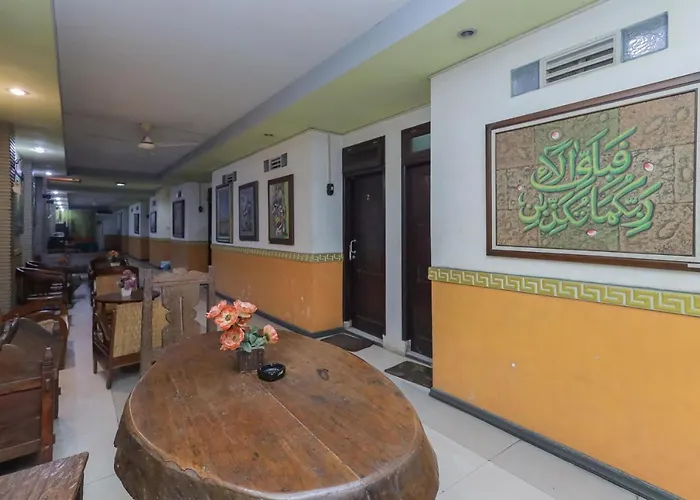Reddoorz Near Stasiun Malang Kota Lama 2